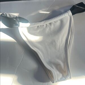 Strawberry Milk Mob swim bikini bottom White / Black S